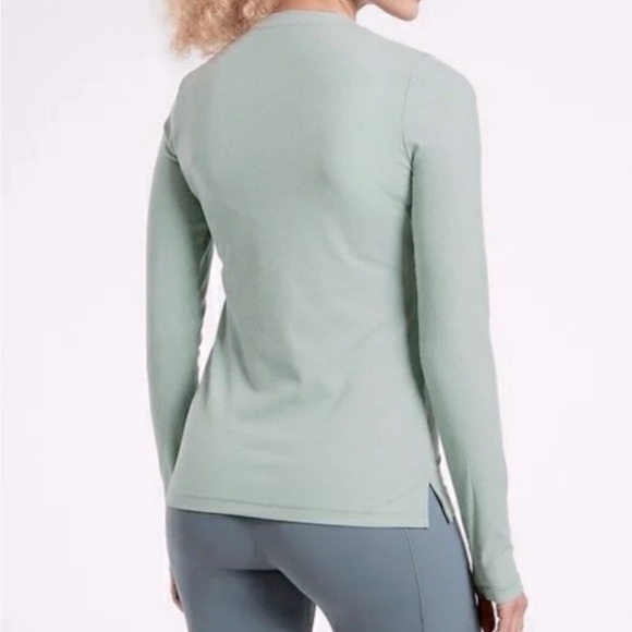 Athleta Uptempo Ribbed Henley Top Size Large Gray Green - Picture 3 of 10